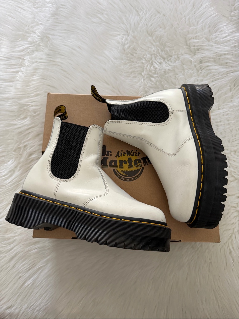 Dr. Martens White w/Black Soles Jadon Chelsea Boots Sz 6